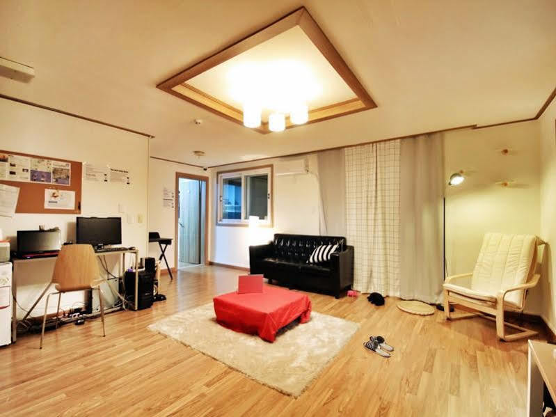 The One Hostel Hongdae In Seoul - Foreigner Only المظهر الخارجي الصورة
